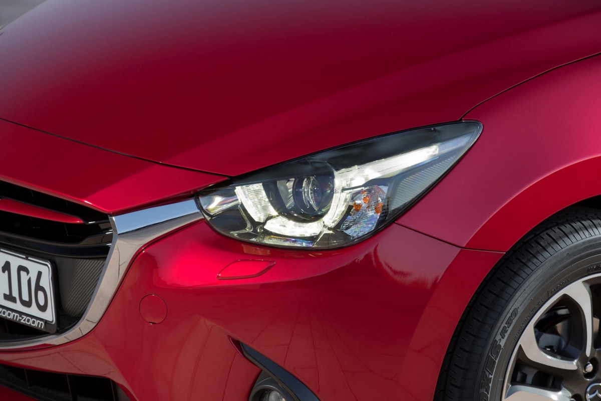 Mazda 2 ceny, wyposażenie, specyfikacja poradnik