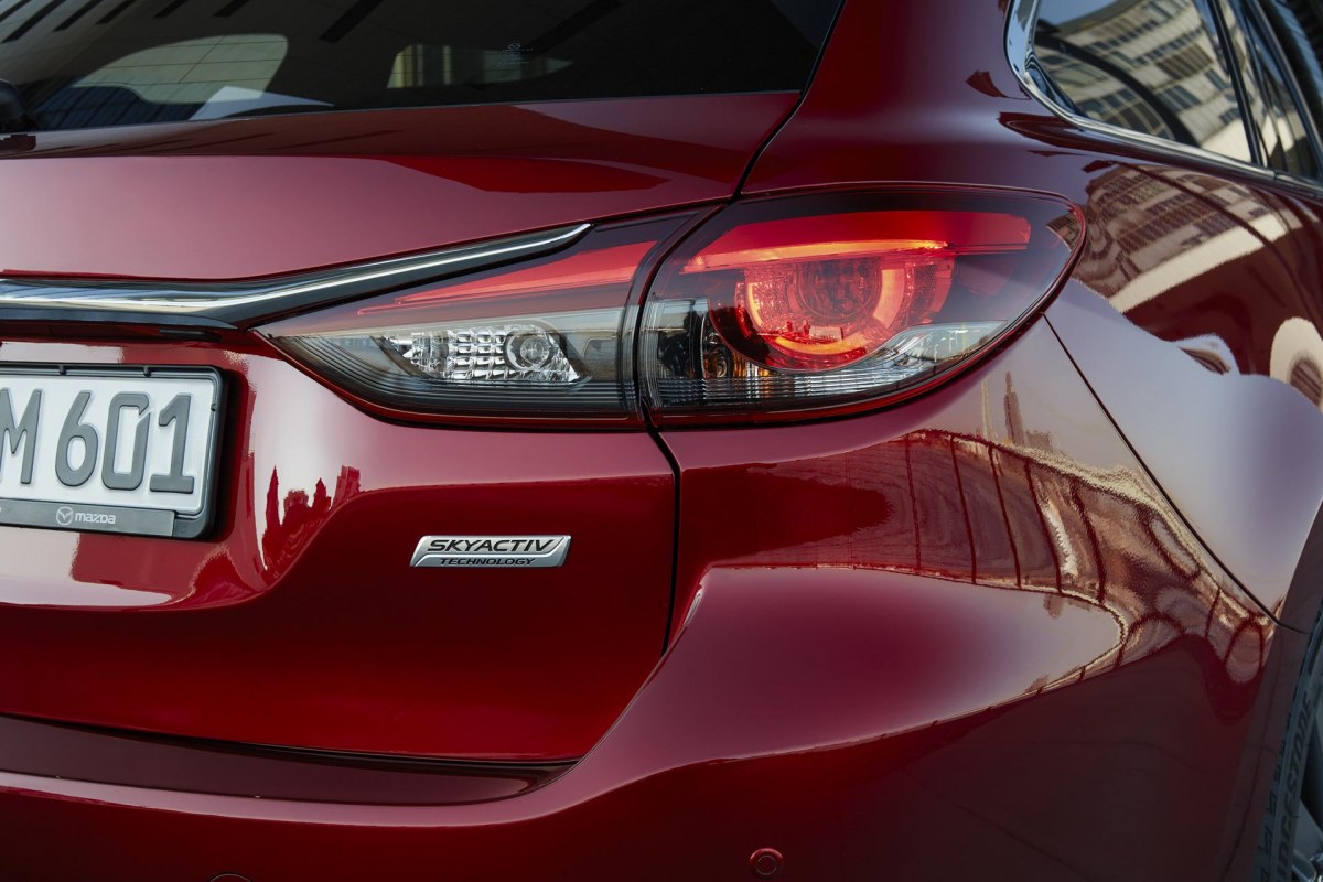 Nowa Mazda 6 ceny, wyposażenie, dane techniczne
