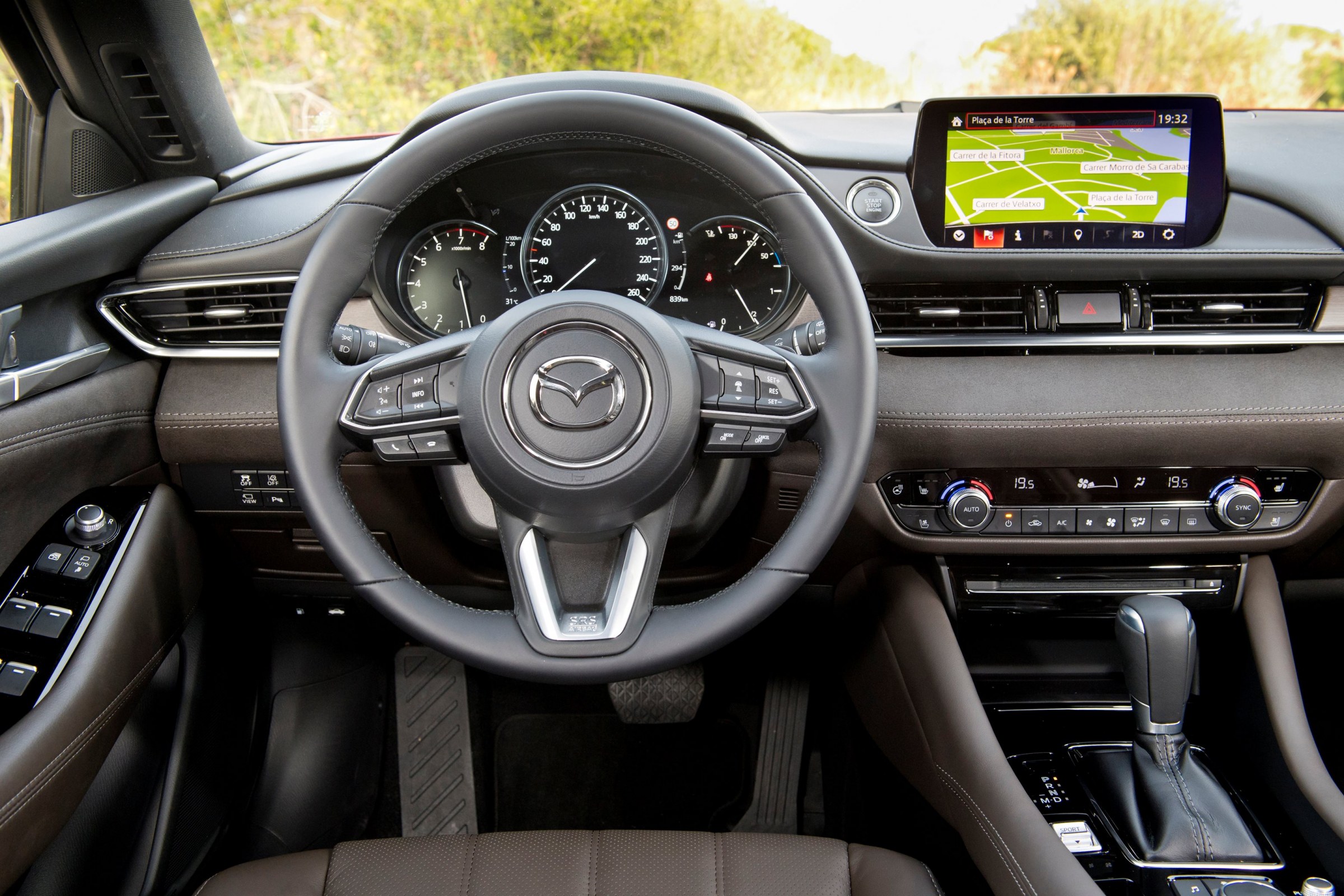 Mazdy od 2014 roku modelowego obsłużą Apple CarPlay i Android Auto?
