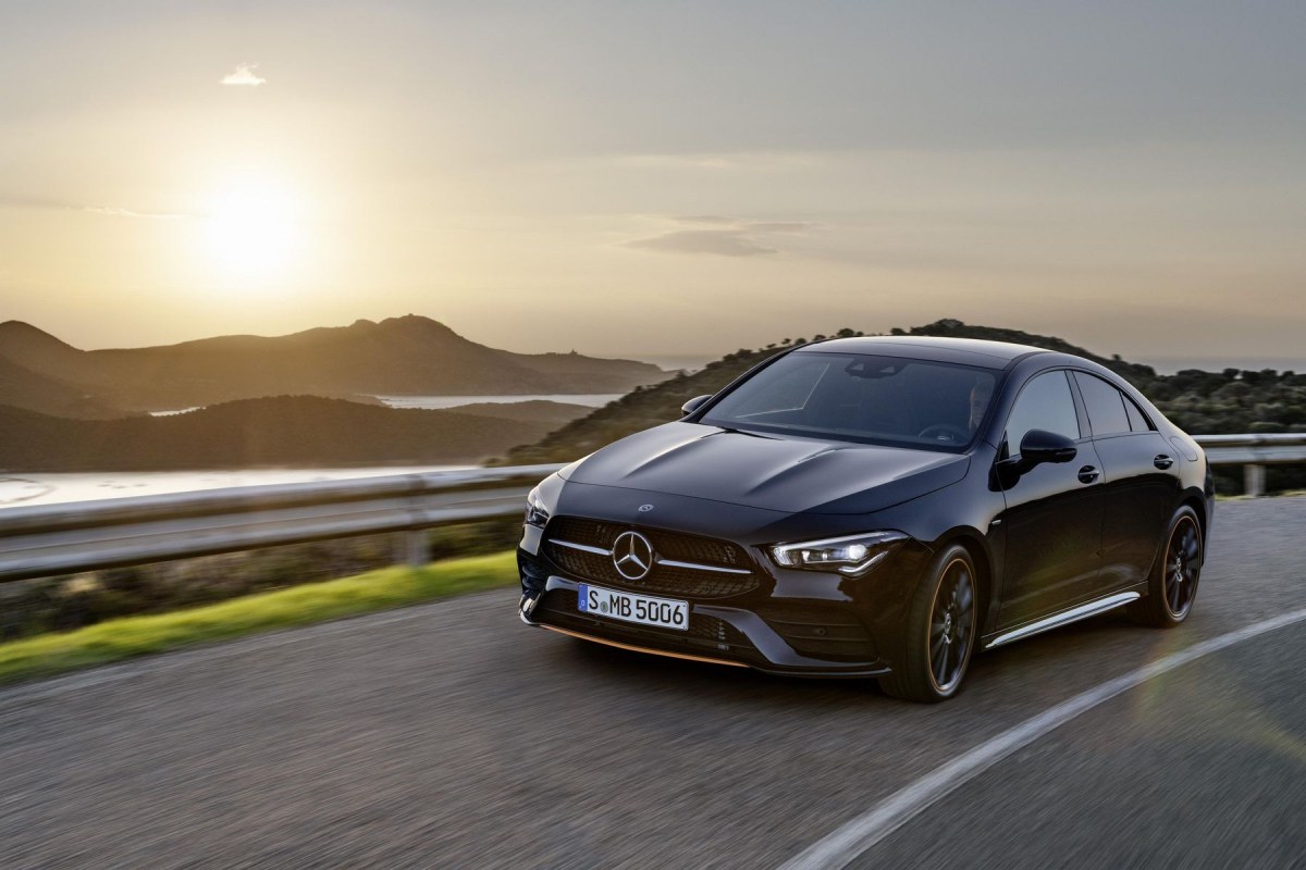 Nowy Mercedes CLA - Magnetycznie Inteligentny - Co Potrafi?